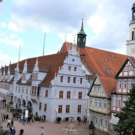 Altstadtjuwel 호텔 첼레